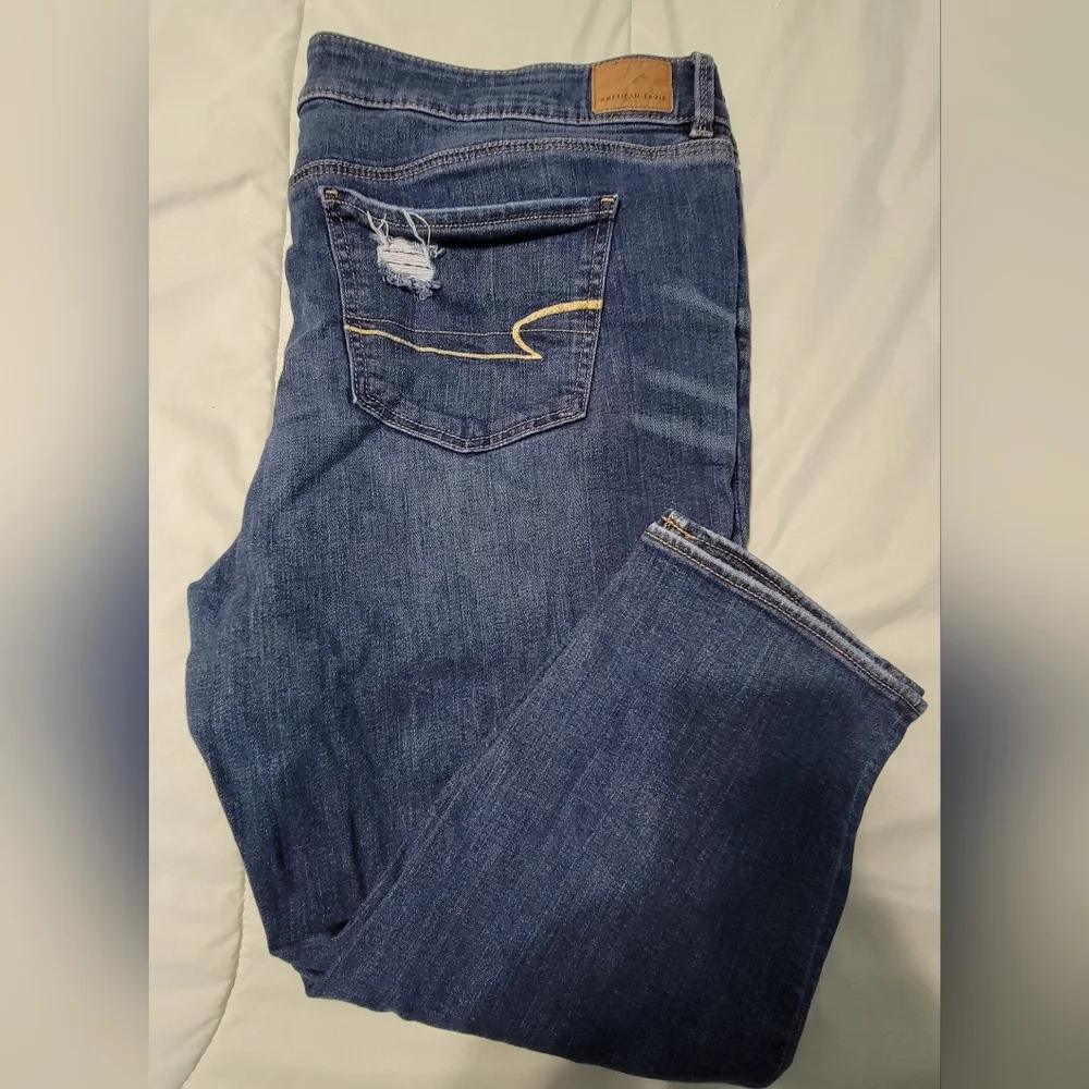 Classic Blue Distressed Crop Jeans 22 Short - Picture 2 of 5